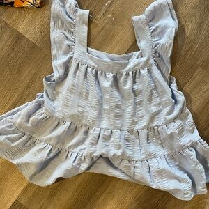 Small tank with tiers. Very soft and linen-y cotton